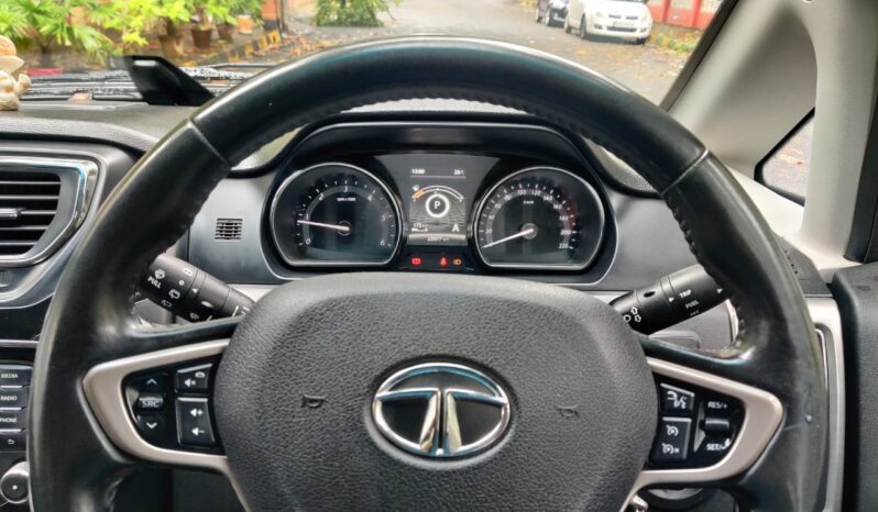 Tata Hexa XTA 4×2 6Str AT full