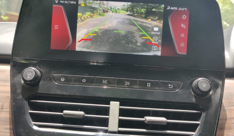 Tata New Safari  2.0L XZA+ Kaziranga full