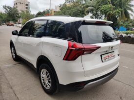 Mahindra XUV700 AX3