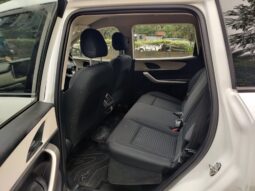 Mahindra XUV700 AX3 full