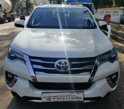 Toyota Fortuner 4×4 full