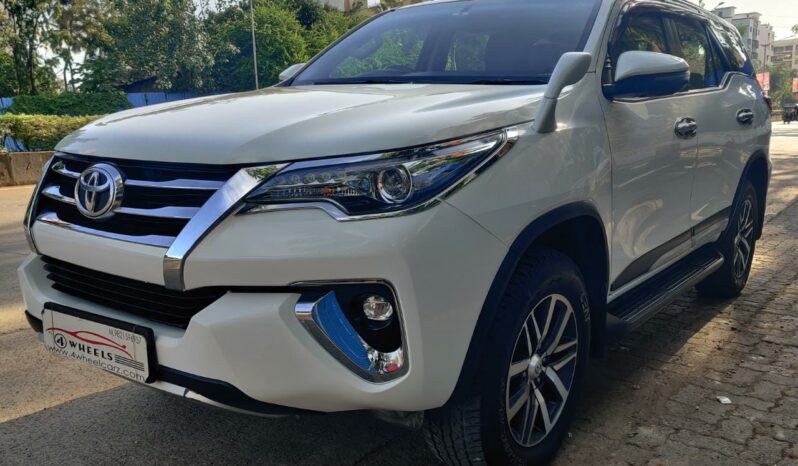 Toyota Fortuner 4×4 full