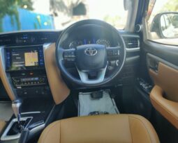 Toyota Fortuner 4×4 full