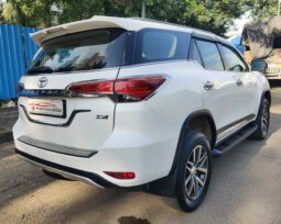 Toyota Fortuner 4×4 full