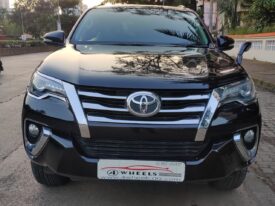 Toyota Fortuner 4×4