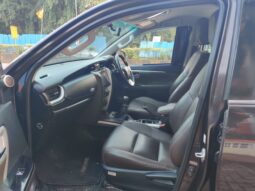 Toyota Fortuner 4×4 full