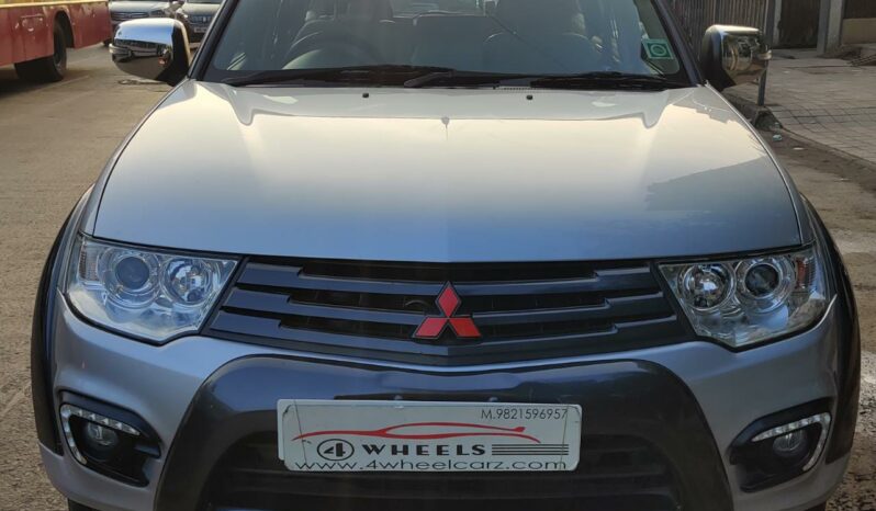 Mitsubishi Pajero Sport 2.5 full