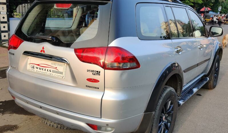 Mitsubishi Pajero Sport 2.5 full