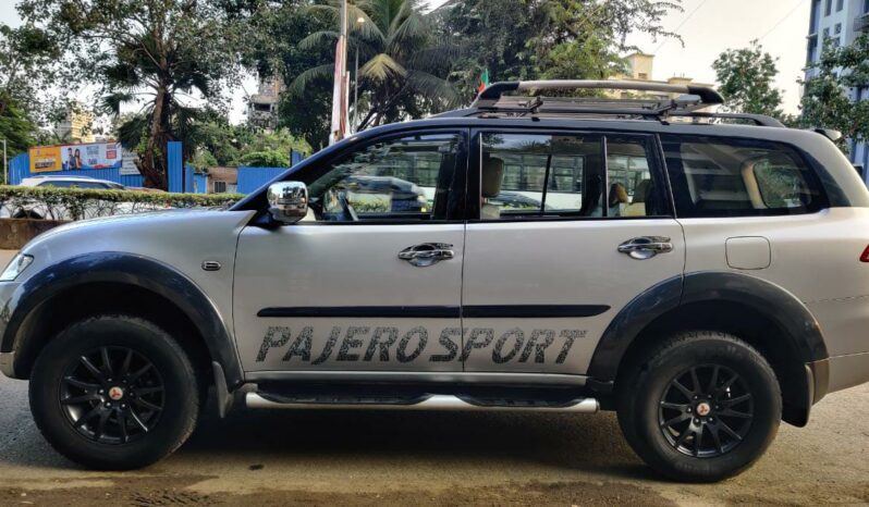 Mitsubishi Pajero Sport 2.5 full