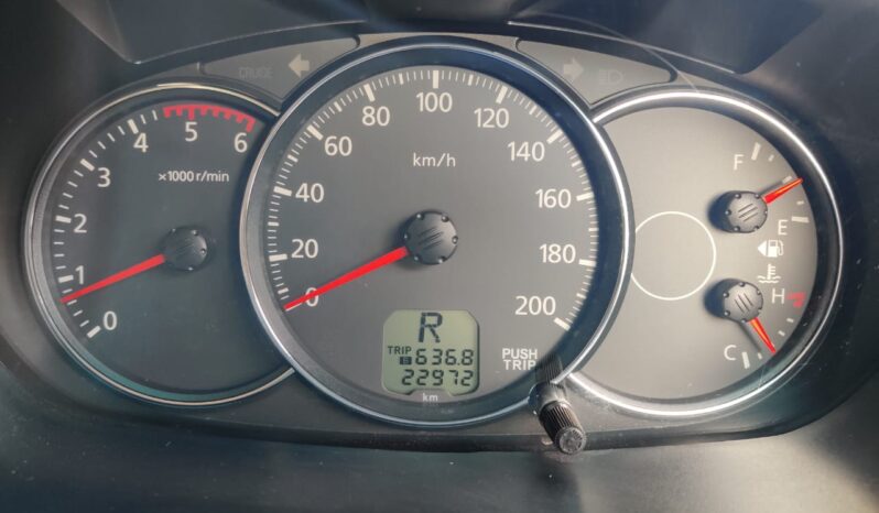 Mitsubishi Pajero Sport 2.5 full