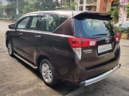 Toyota Innova Crysta 2.4 GX 7STR full