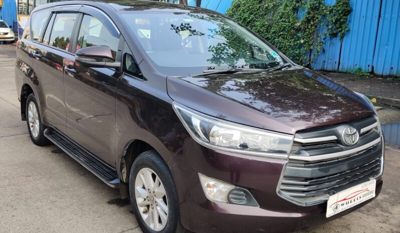 Toyota Innova Crysta 2.4 GX 7STR full