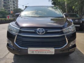 Toyota Innova Crysta 2.4 GX 8STR