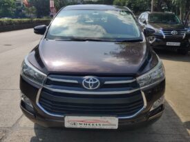 Toyota Innova Crysta 2.4 GX 8STR