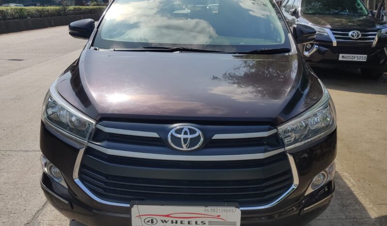 Toyota Innova Crysta 2.4 GX 8STR full