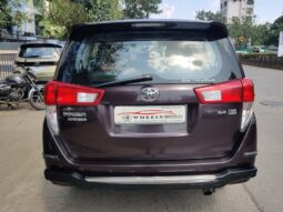 Toyota Innova Crysta 2.4 GX 8STR full