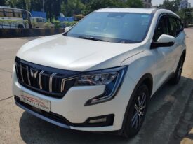 Mahindra XUV700 AX7