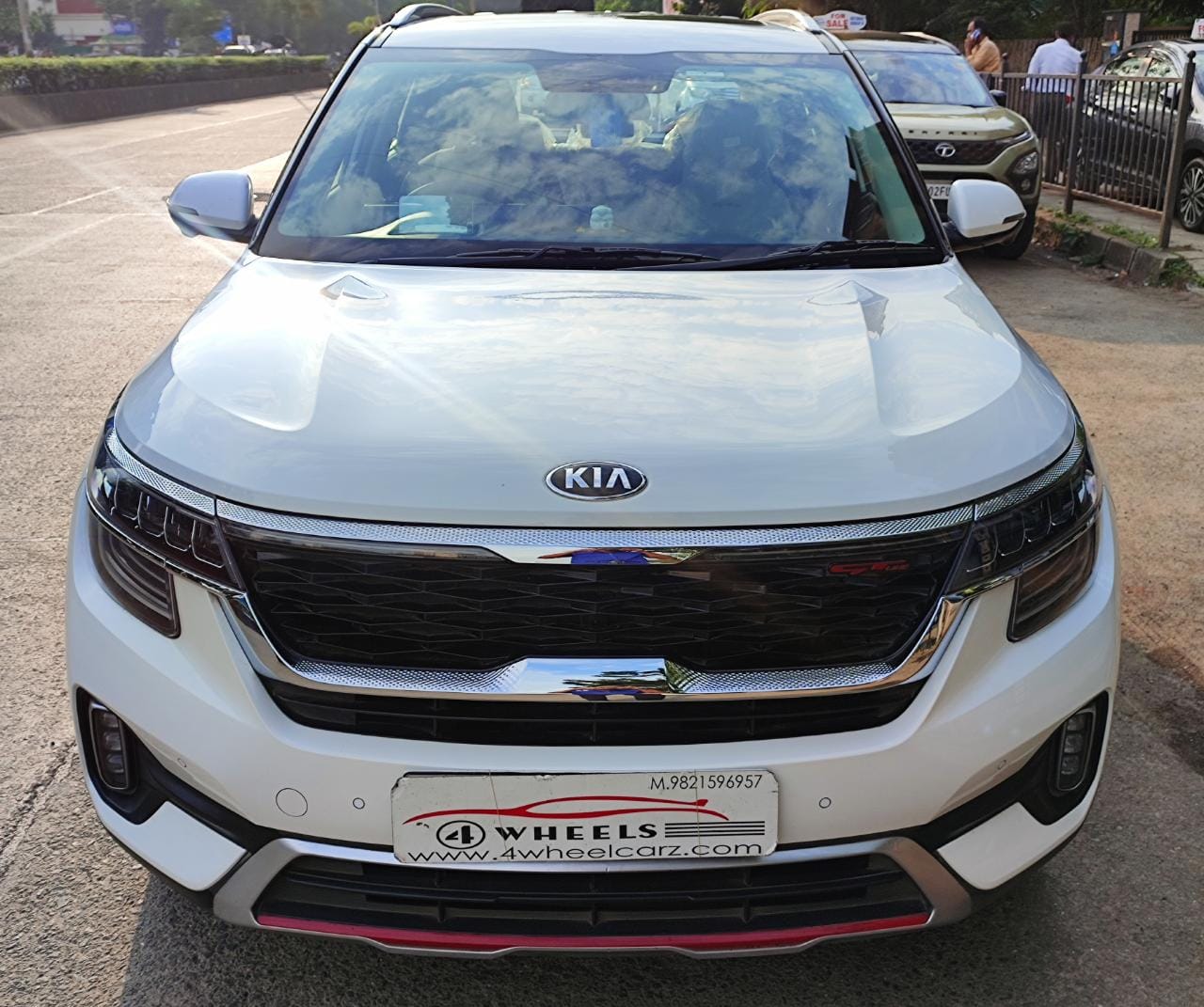 Kia Seltos D 1.5 6AT GTX + - 4 Wheels