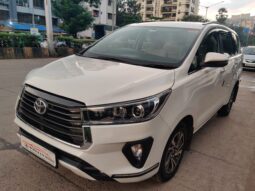 Toyota Innova Crysta 2.4 VX 8STR full