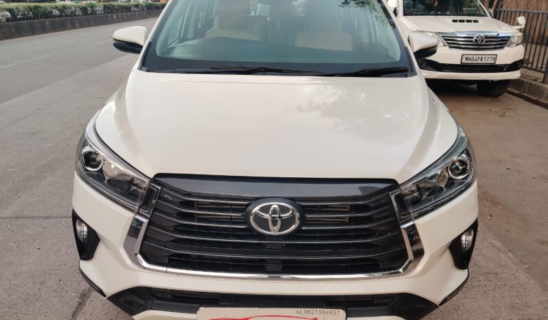 Toyota Innova Crysta 2.4 VX 8STR full