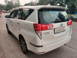 Toyota Innova Crysta 2.4 VX 8STR full