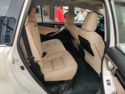 Toyota Innova Crysta 2.4 VX 8STR full