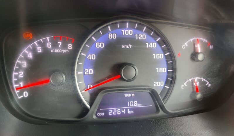 Hyundai Xcent VTVT SX full