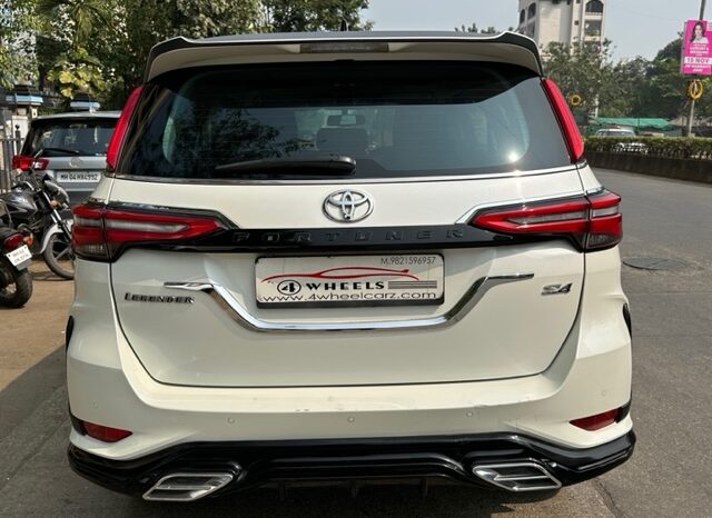 Toyota Fortuner Sigma 4×4 LEGENDER full