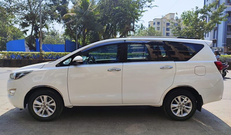 Toyota Innova Crysta 2.8 G 8STR AT full