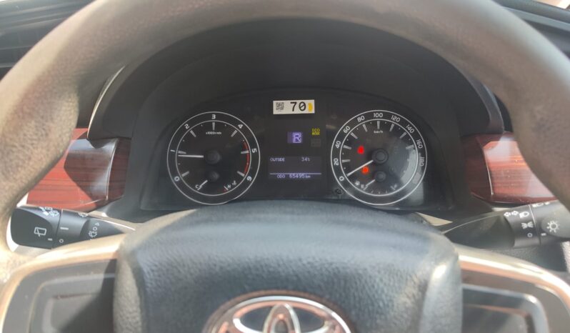 Toyota Innova Crysta 2.8 G 8STR AT full