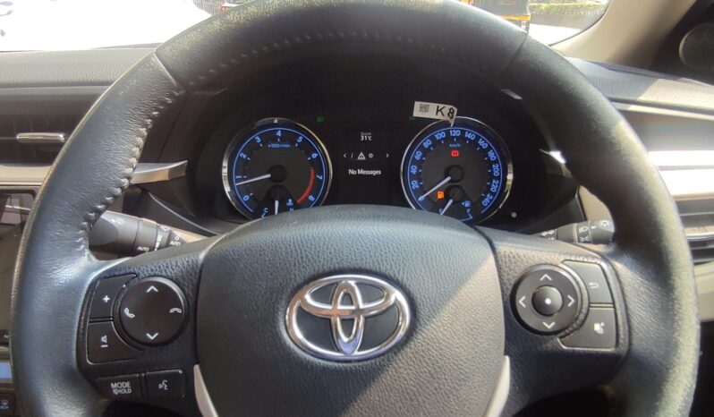 Toyota Corolla Altis 1.8 GL full