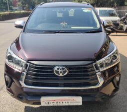 Toyota Innova Crysta 2.4 VX 8STR full