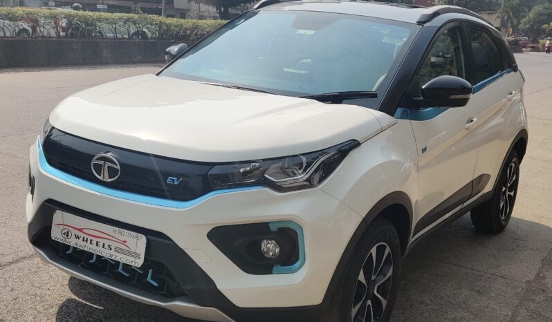 Tata Nexon EV XZ+ Luxury with Sunroof full