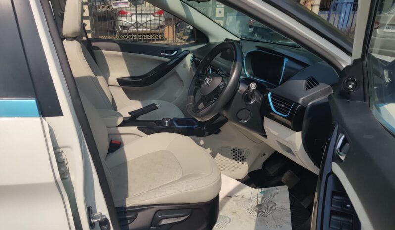 Tata Nexon EV XZ+ Luxury with Sunroof full