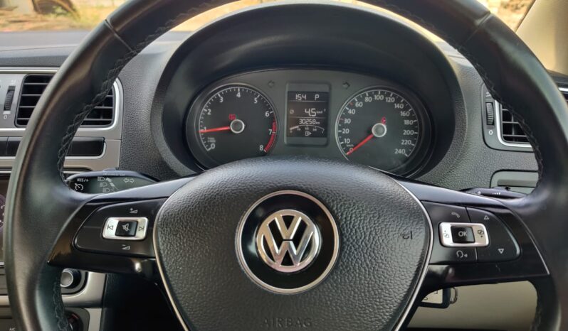 Volkswagen Vento 1.2 TSI AT Highline Plus full