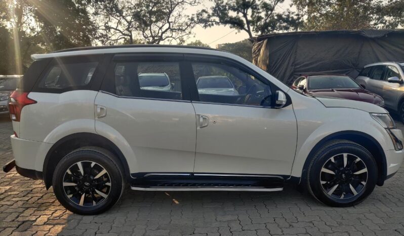 Mahindra XUV 500 W11 FWD full