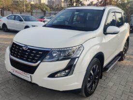 Mahindra XUV 500 W11 FWD