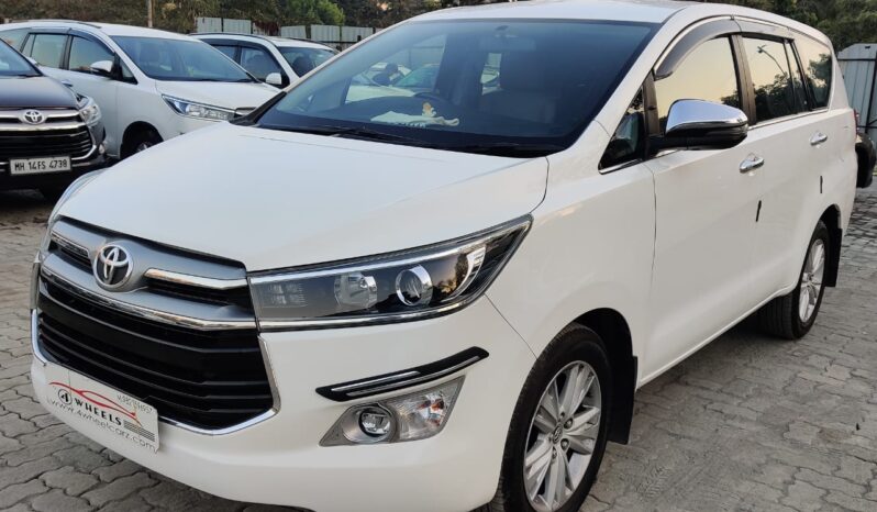 Toyota Innova Crysta 2.4 Z full