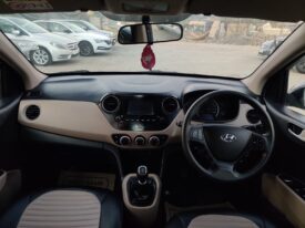 Hyundai  Grand i10  1.2 Sportz