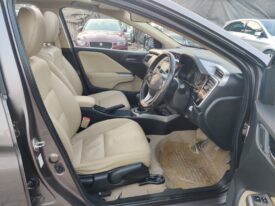 Honda City 1.5 VX MT (IVTEC) Sunroof