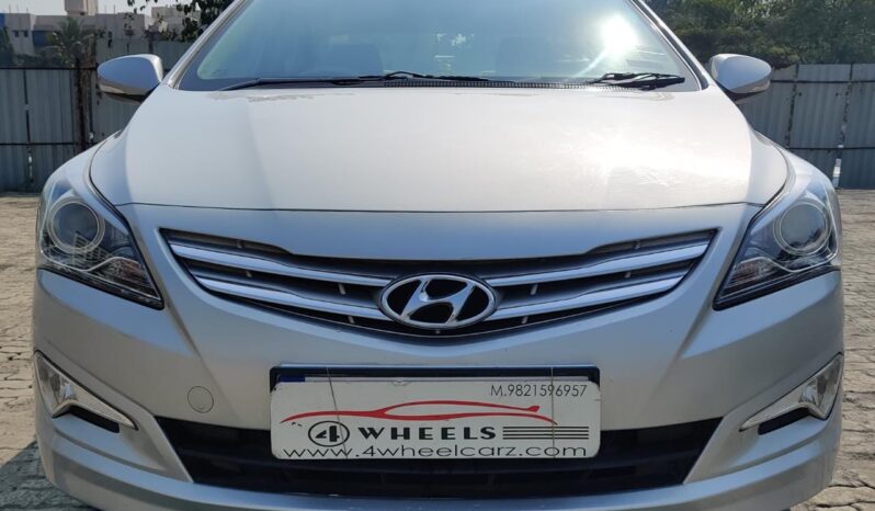 Hyundai Verna 1.6 VTVT SX full