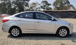 Hyundai Verna 1.6 VTVT SX full