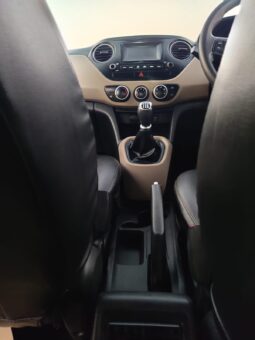 Hyundai  Grand i10  1.2 Sportz full