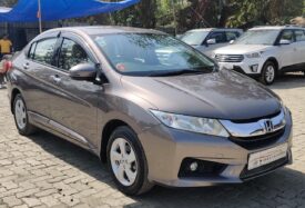 Honda City 1.5 V MT (IVTEC)