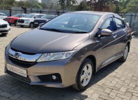 Honda City 1.5 V MT (IVTEC)