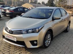 Toyota Corolla Altis 1.8 VL full