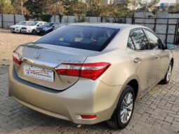 Toyota Corolla Altis 1.8 VL full