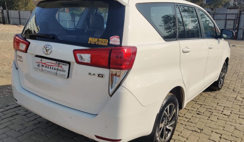 Toyota Innova Crysta 2.4 G 8STR full