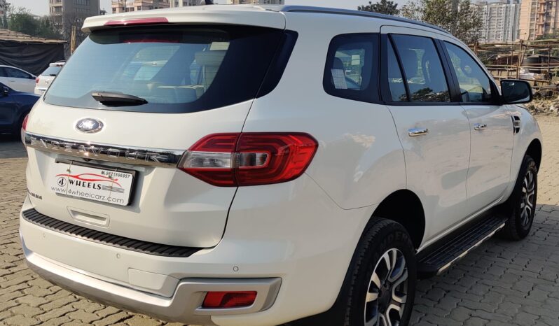 Ford Endeavour 2.2 4×2 AT Titanium + 2019 With Sunroof full