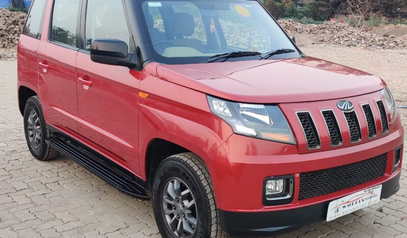 Mahindra TUV300 T10 AS MHawk 100 full